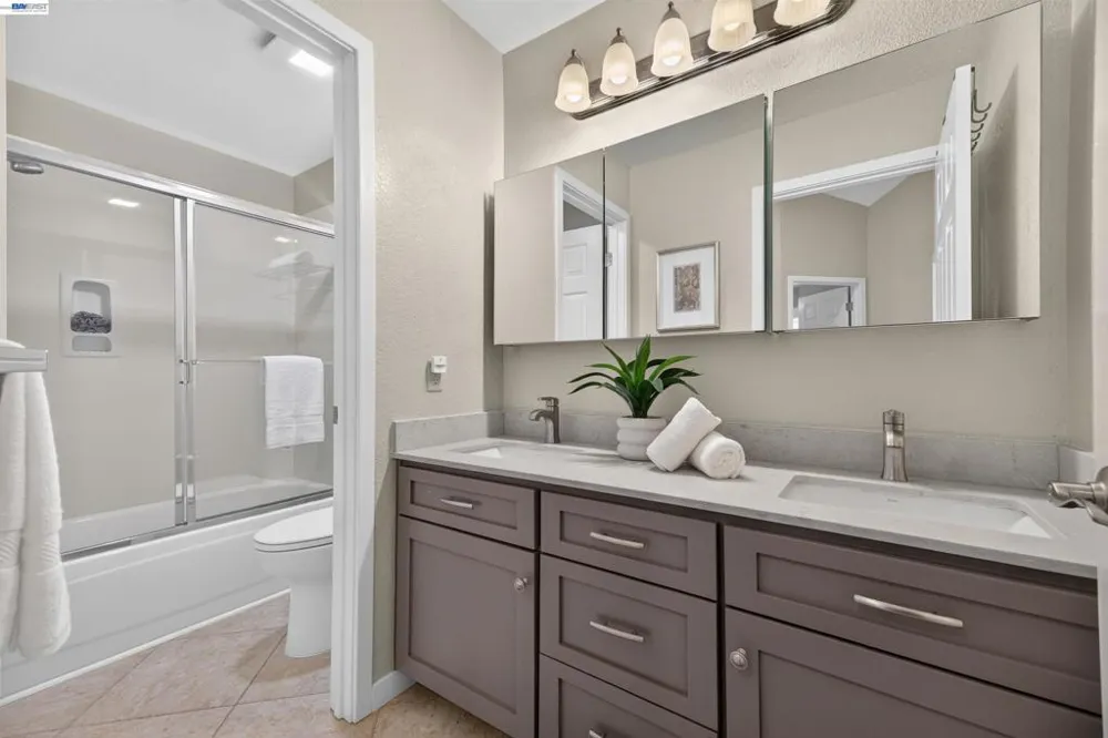 305 Sutton Cir Danville, CA 94506