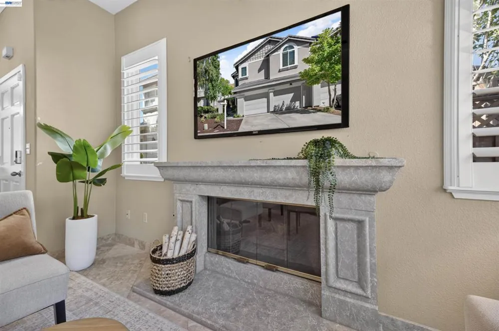 305 Sutton Cir Danville, CA 94506