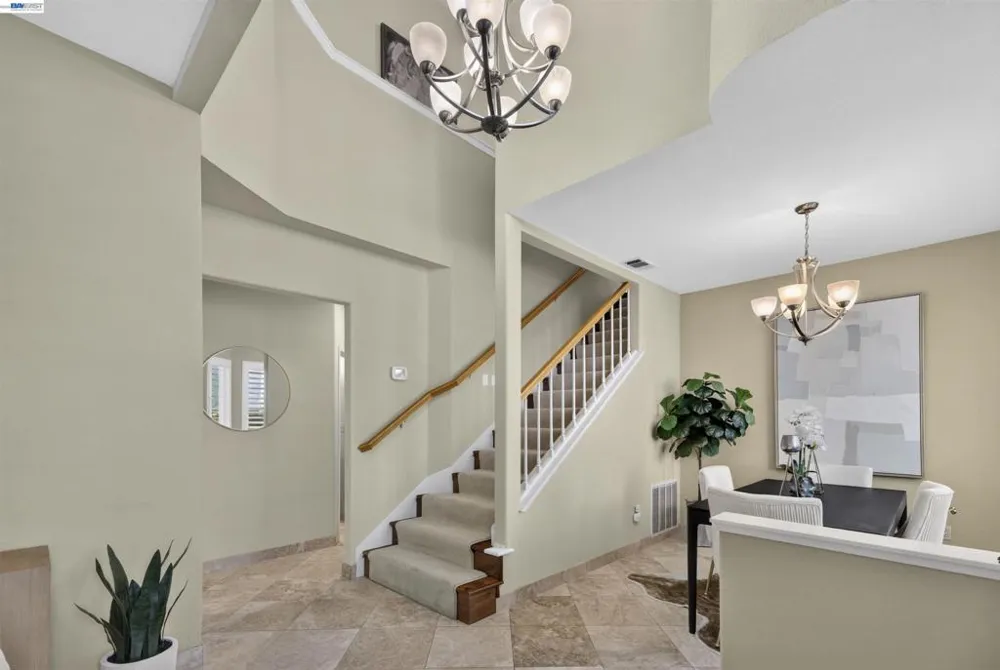 305 Sutton Cir Danville, CA 94506