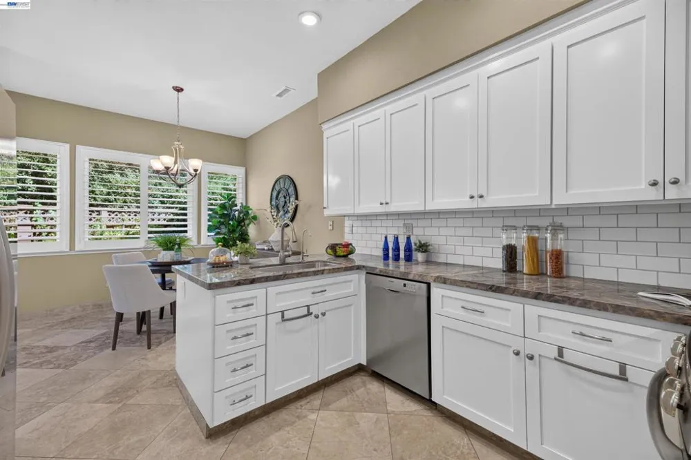 305 Sutton Cir Danville, CA 94506