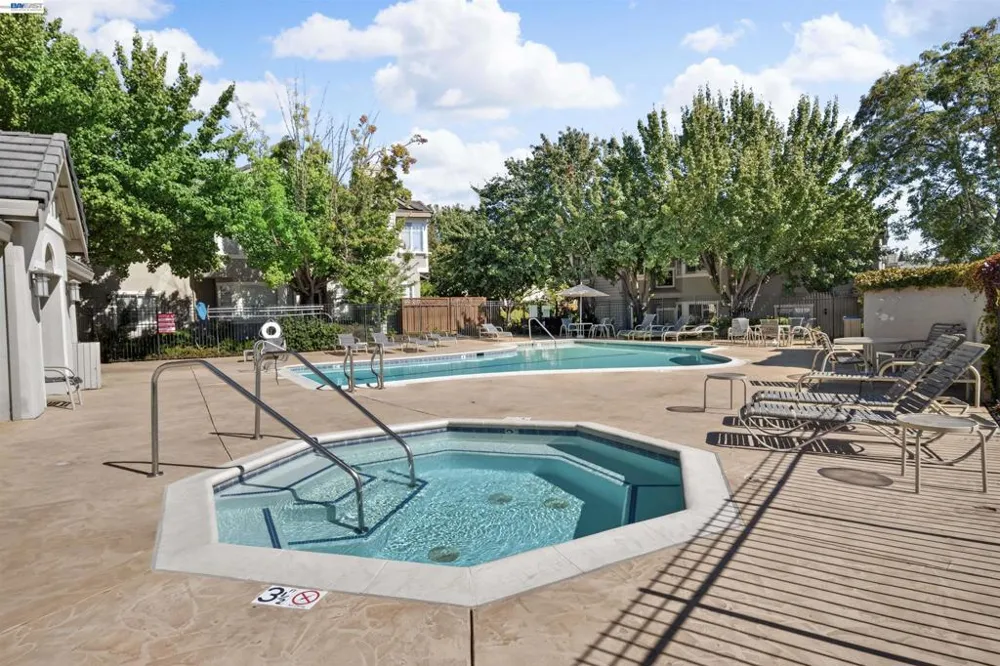 305 Sutton Cir Danville, CA 94506