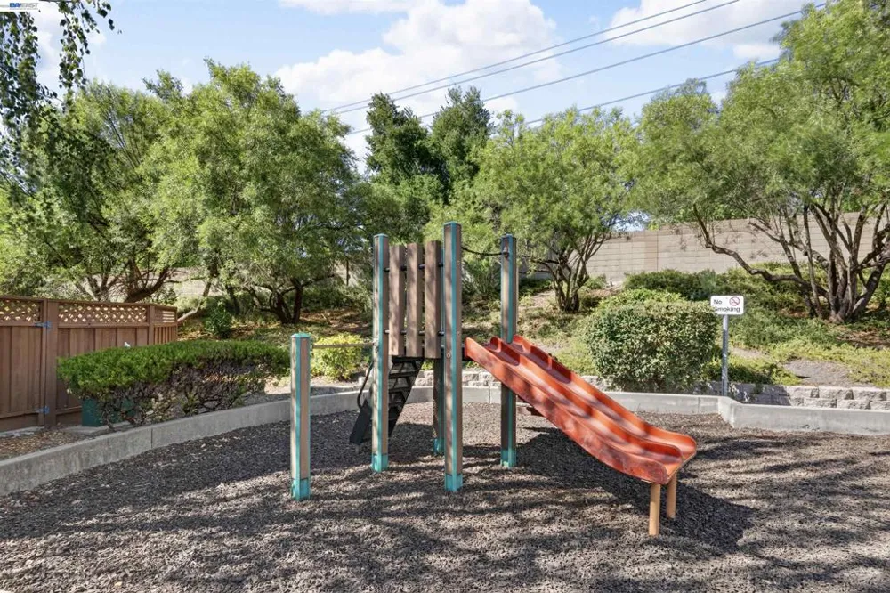 305 Sutton Cir Danville, CA 94506