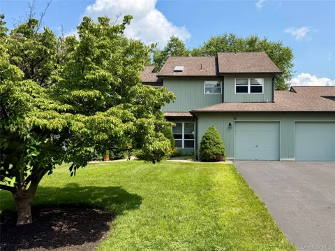 15 Pond Drive W