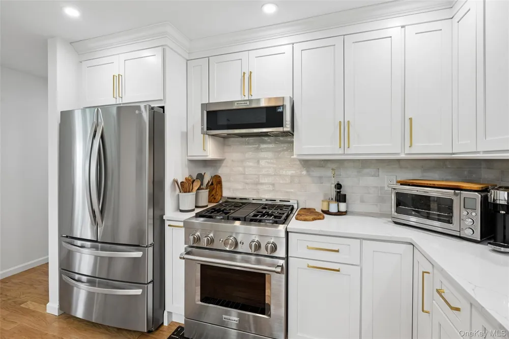 3 Summerfield Lane S Aquebogue, NY 11901