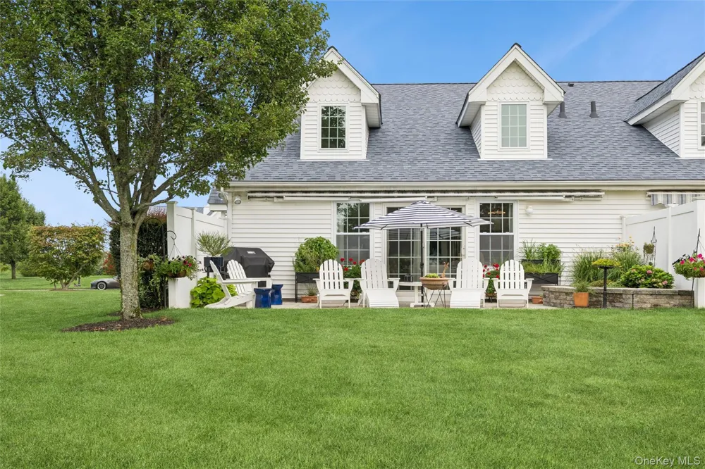3 Summerfield Lane S Aquebogue, NY 11901