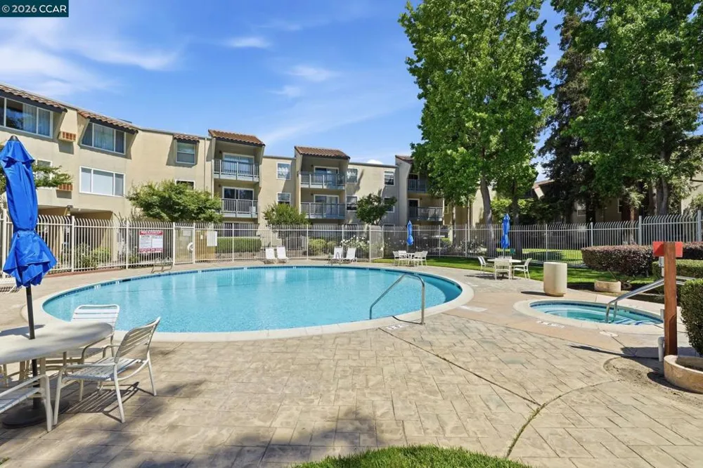 1087 Murrieta Blvd #330 Livermore, CA 94550