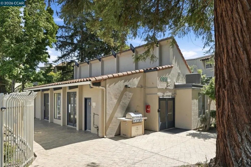 1087 Murrieta Blvd #330 Livermore, CA 94550