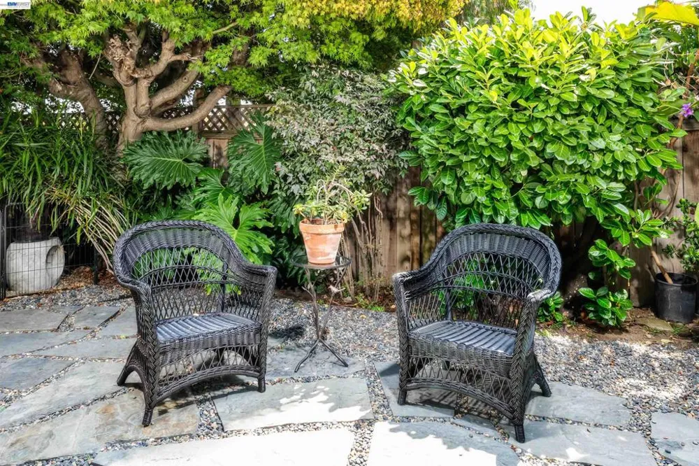 3229 Toyon Ter Alameda, CA 94501
