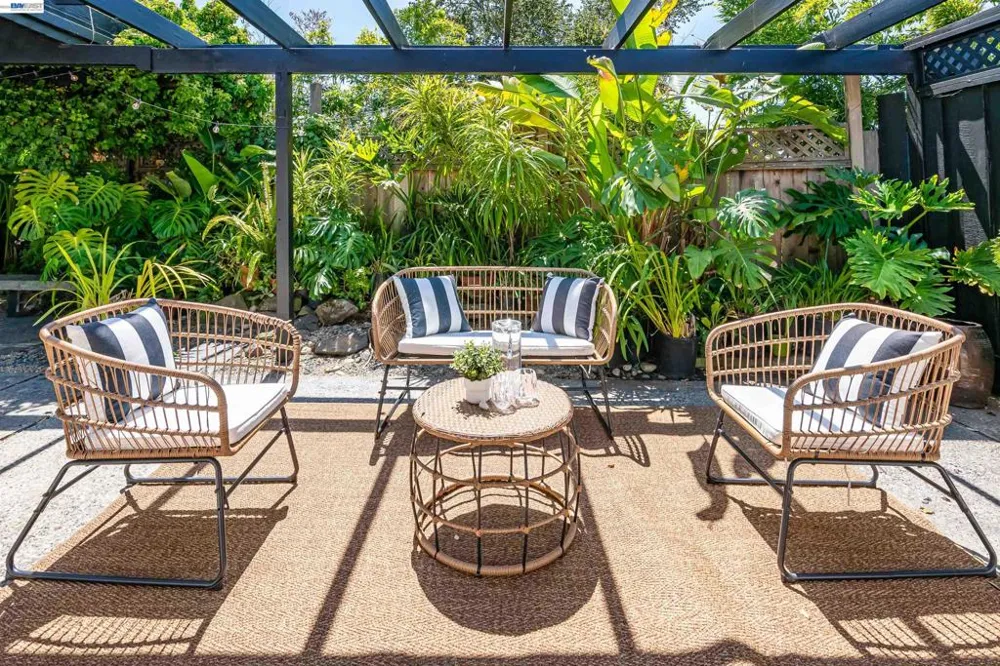 3229 Toyon Ter Alameda, CA 94501