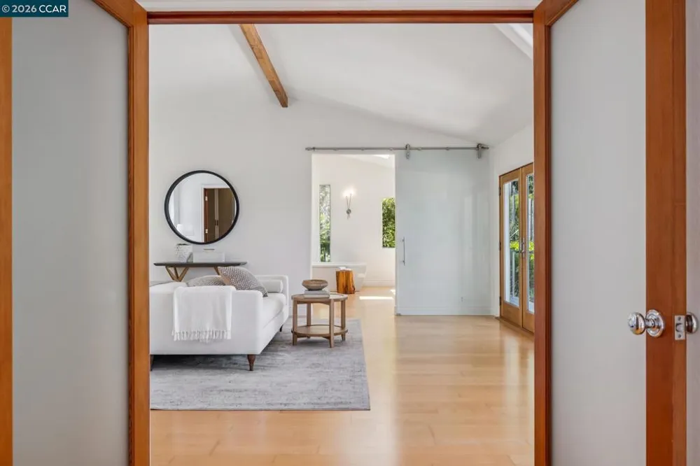 6 Monte Vista Rd Orinda, CA 94563
