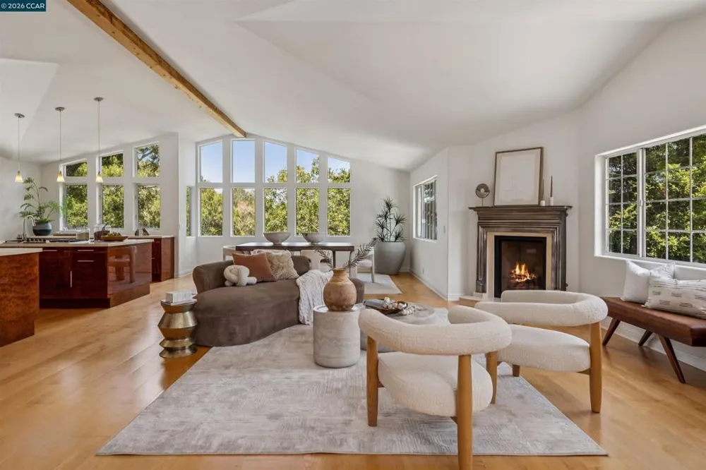 6 Monte Vista Rd Orinda, CA 94563