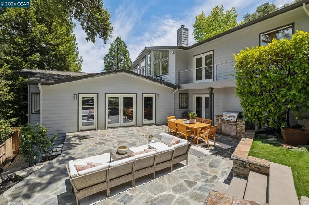 6 Monte Vista Rd Orinda, CA 94563