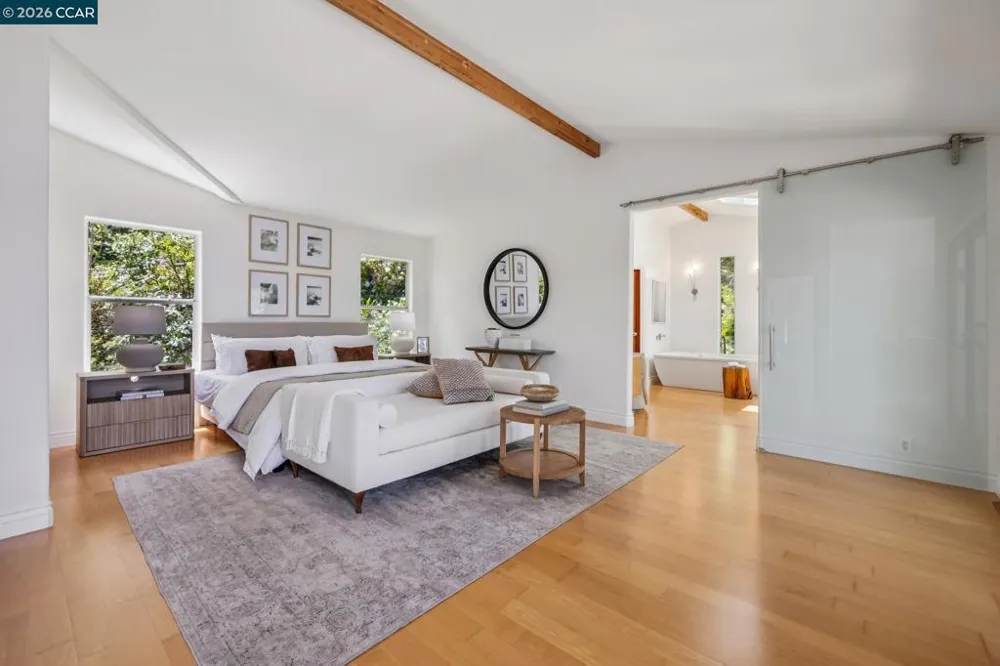 6 Monte Vista Rd Orinda, CA 94563
