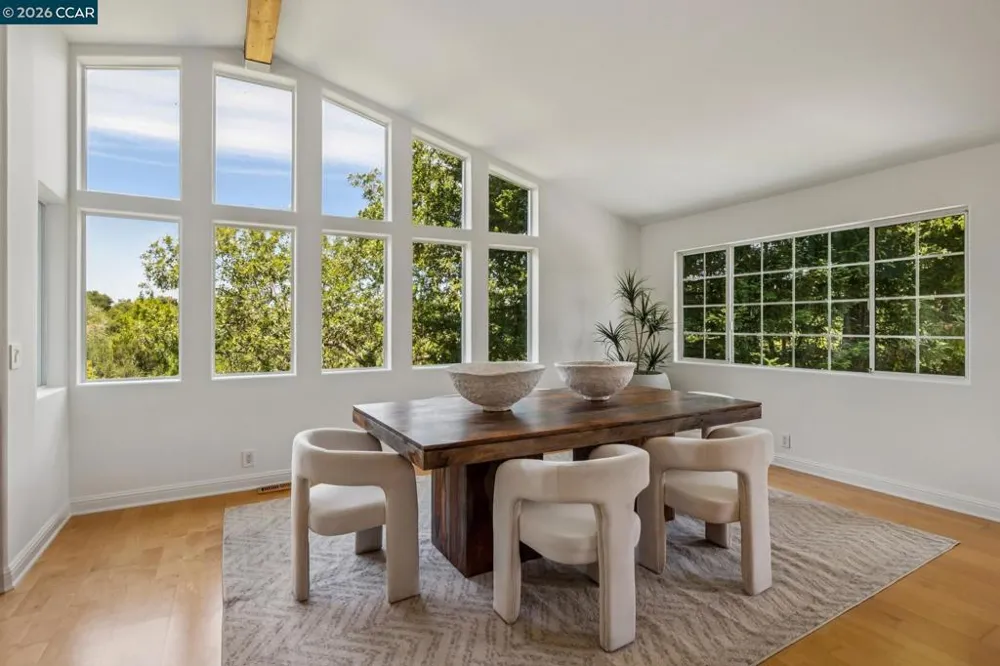 6 Monte Vista Rd Orinda, CA 94563
