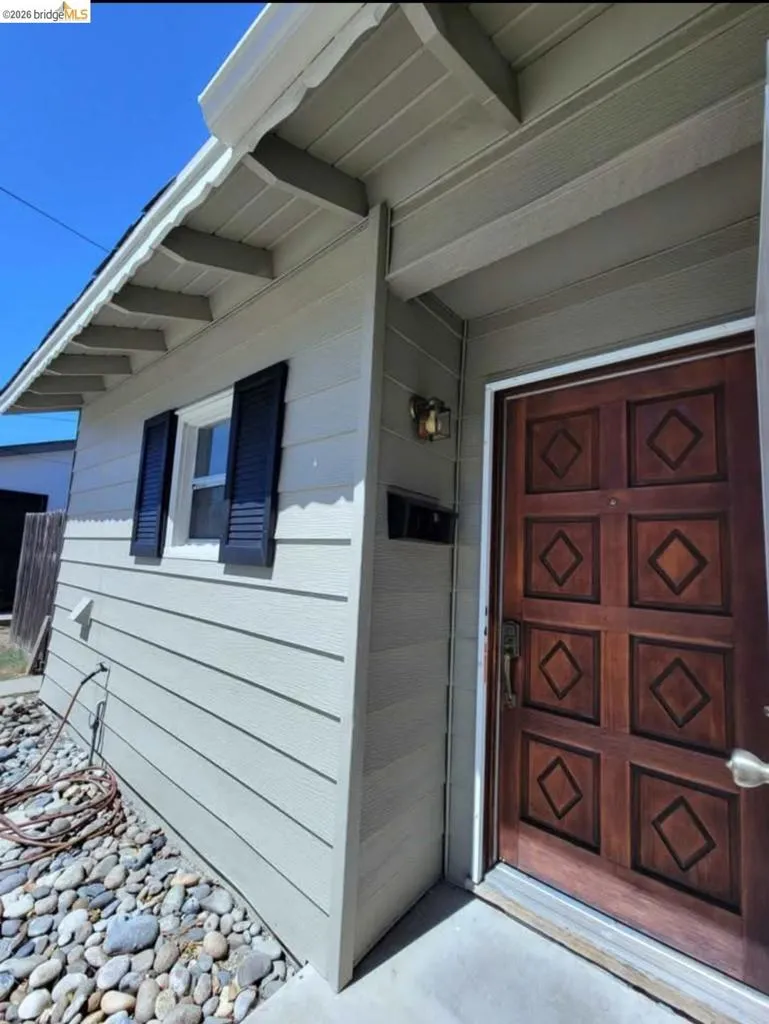 2120 Knox Ave Pittsburg, CA 94565