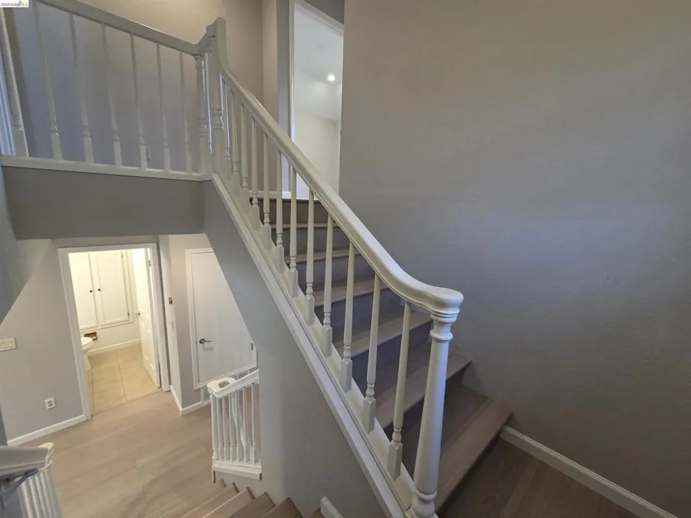 1107 Outrigger Lane Foster City, CA 94404