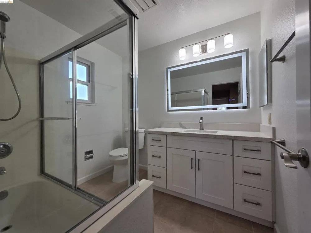 1107 Outrigger Lane Foster City, CA 94404
