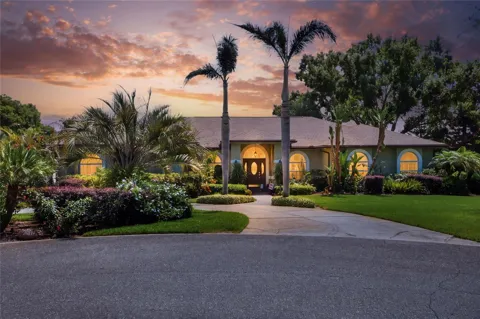 2428 WILDWOOD COURT