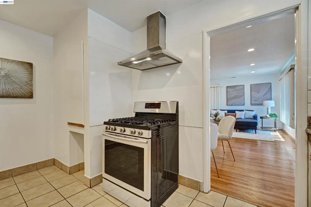 2331 Humphrey Ave Richmond, CA 94804