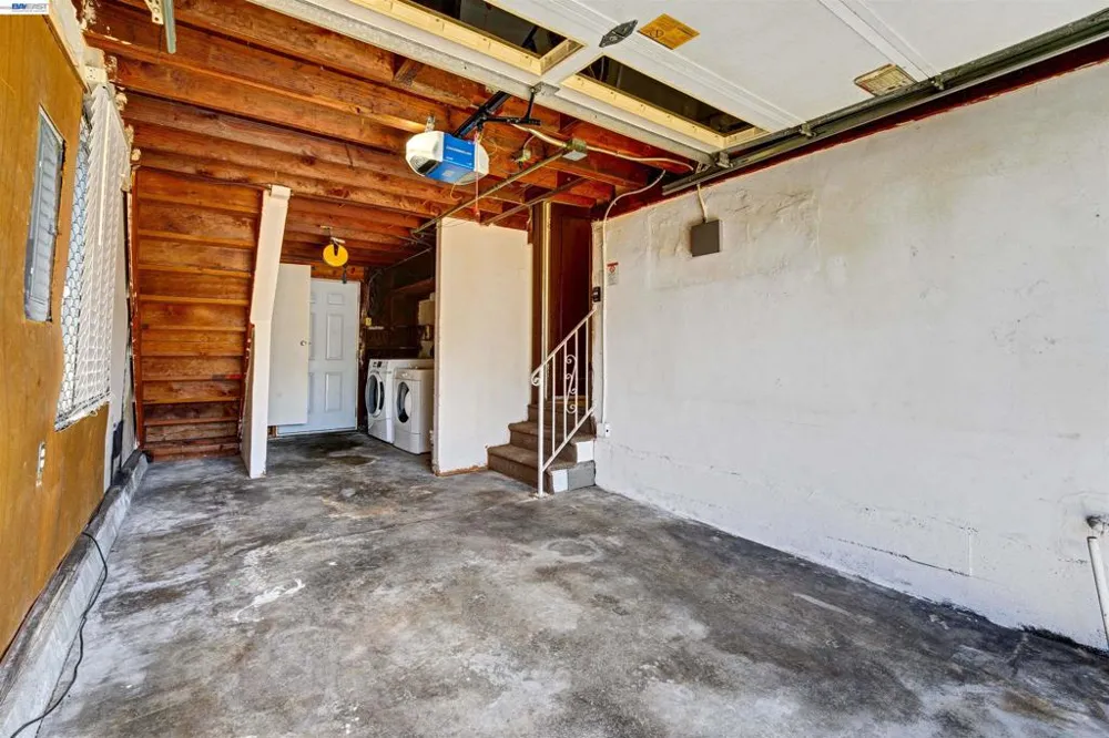 2331 Humphrey Ave Richmond, CA 94804