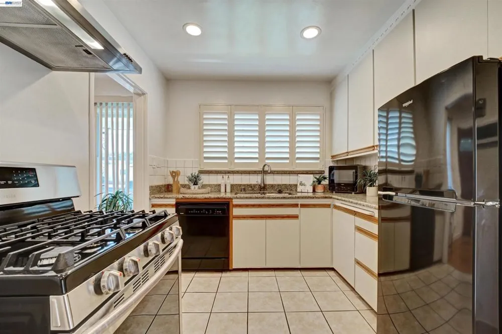 2331 Humphrey Ave Richmond, CA 94804