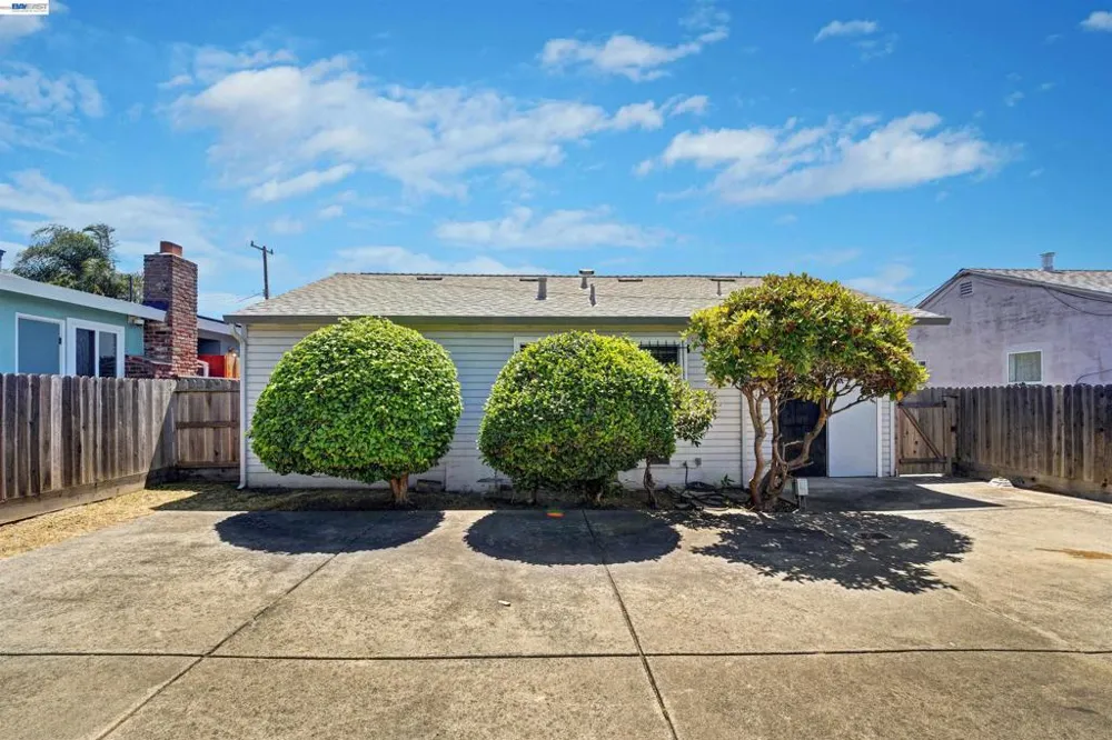 2331 Humphrey Ave Richmond, CA 94804