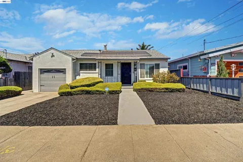 2331 Humphrey Ave