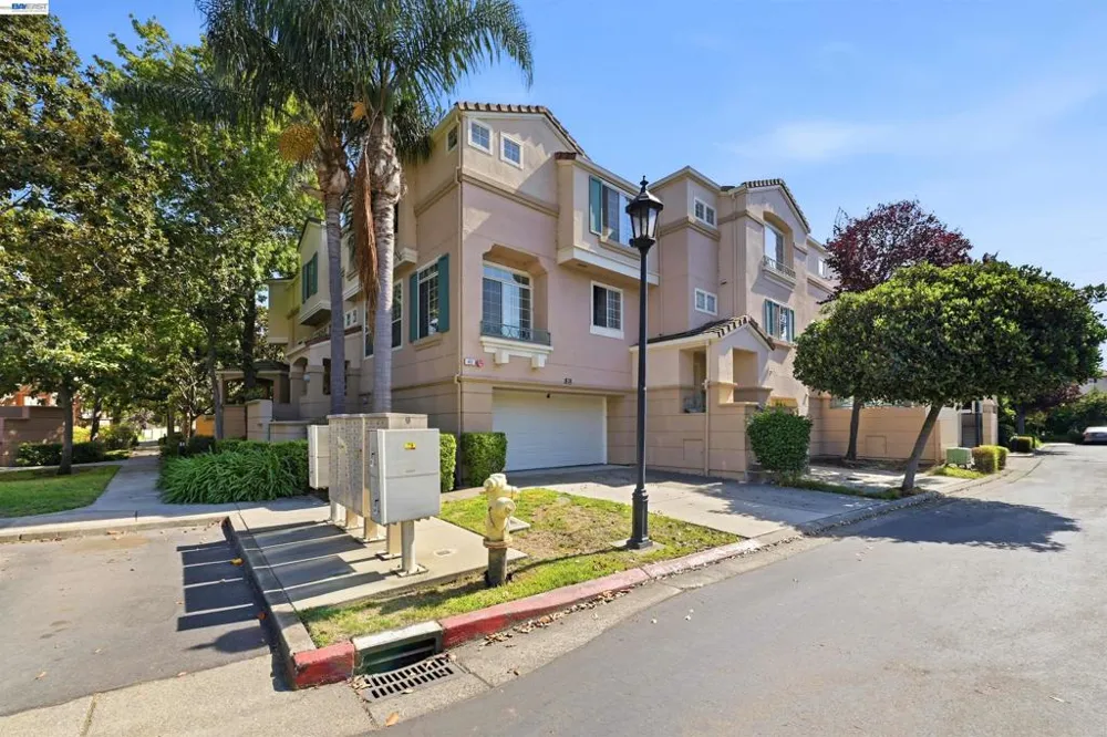 450 Cascadita Ter Milpitas, CA 95035