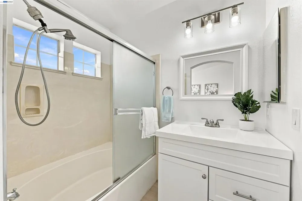 450 Cascadita Ter Milpitas, CA 95035