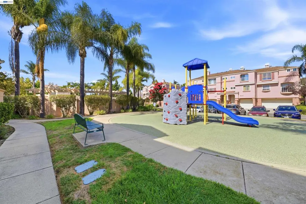 450 Cascadita Ter Milpitas, CA 95035
