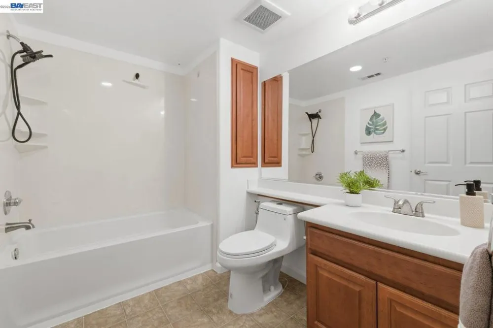 800 S Abel Street #519 Milpitas, CA 95035