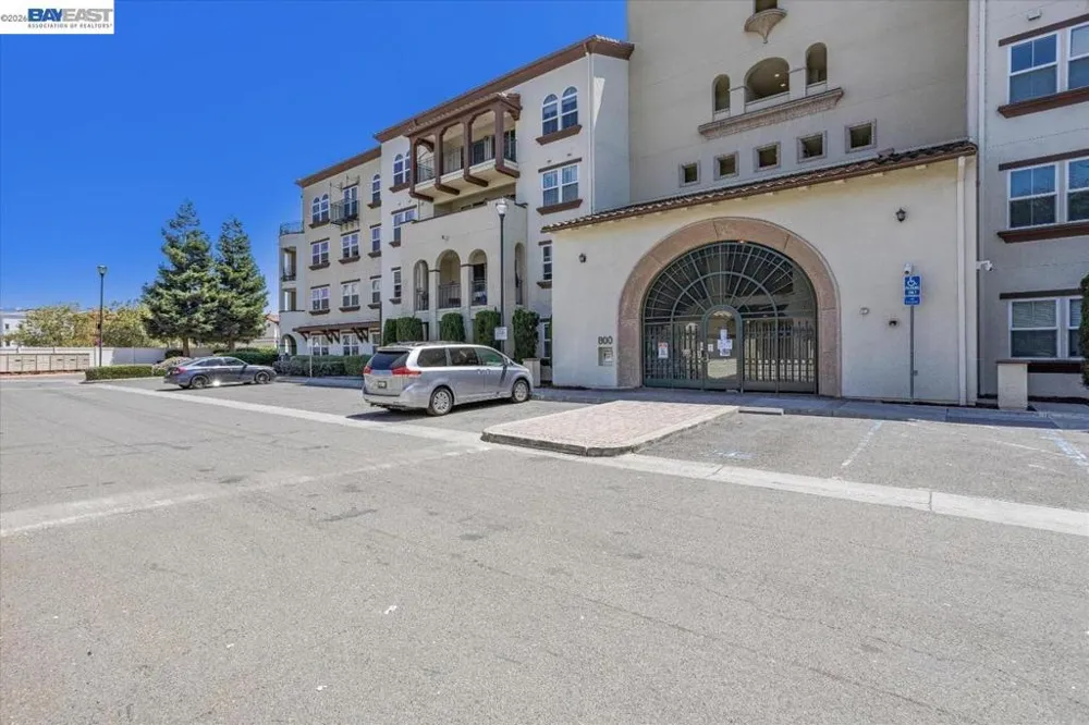 800 S Abel Street #519 Milpitas, CA 95035