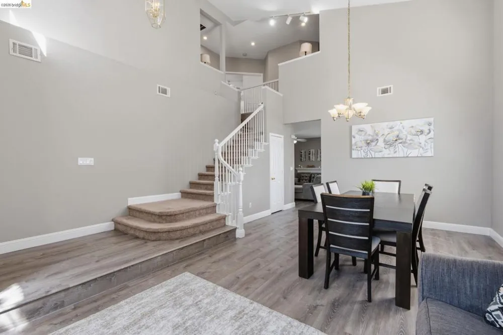 1937 Paradise Peak Ct Antioch, CA 94531