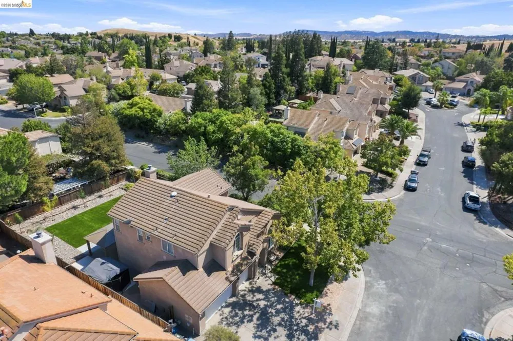 1937 Paradise Peak Ct Antioch, CA 94531