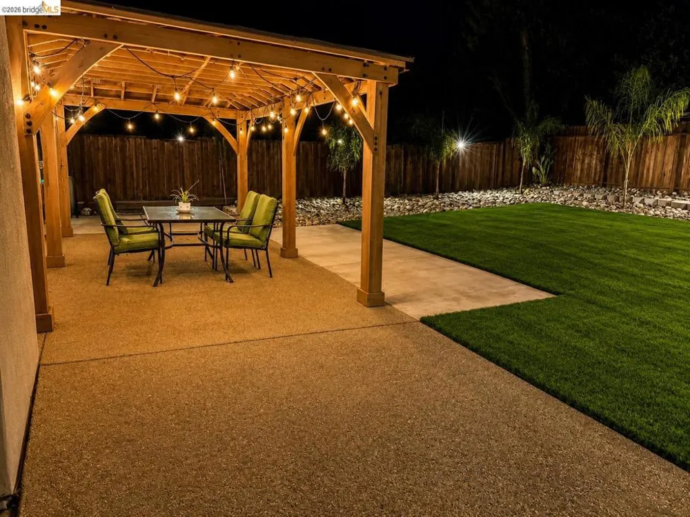 1937 Paradise Peak Ct Antioch, CA 94531