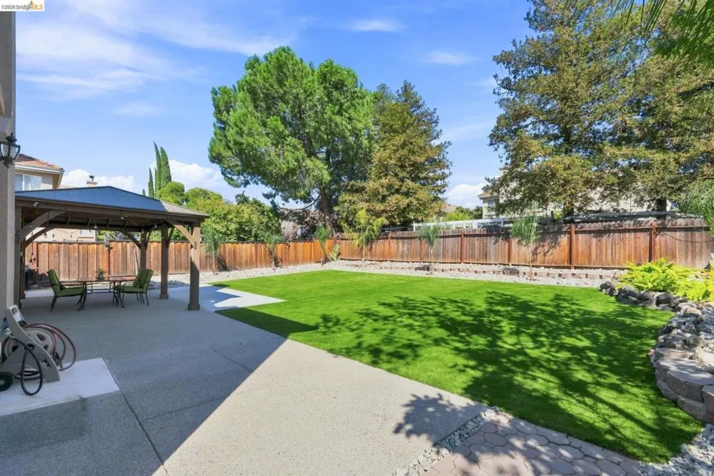1937 Paradise Peak Ct Antioch, CA 94531