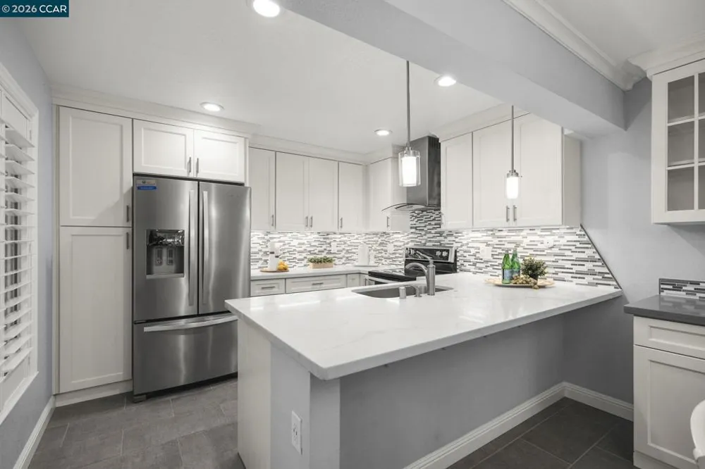 1100 Singingwood #8 Walnut Creek, CA 94595
