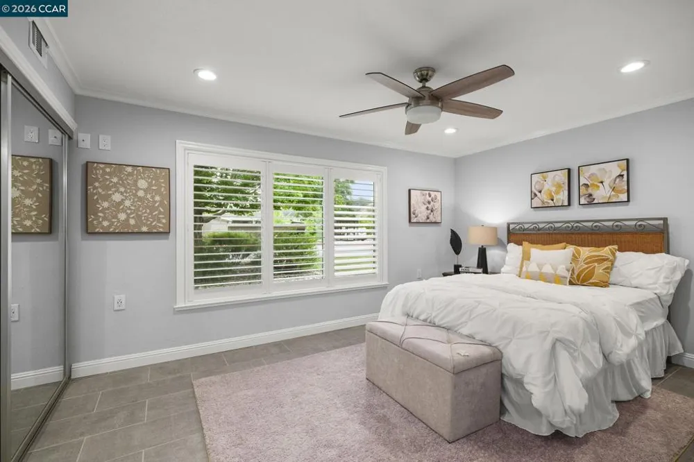 1100 Singingwood #8 Walnut Creek, CA 94595