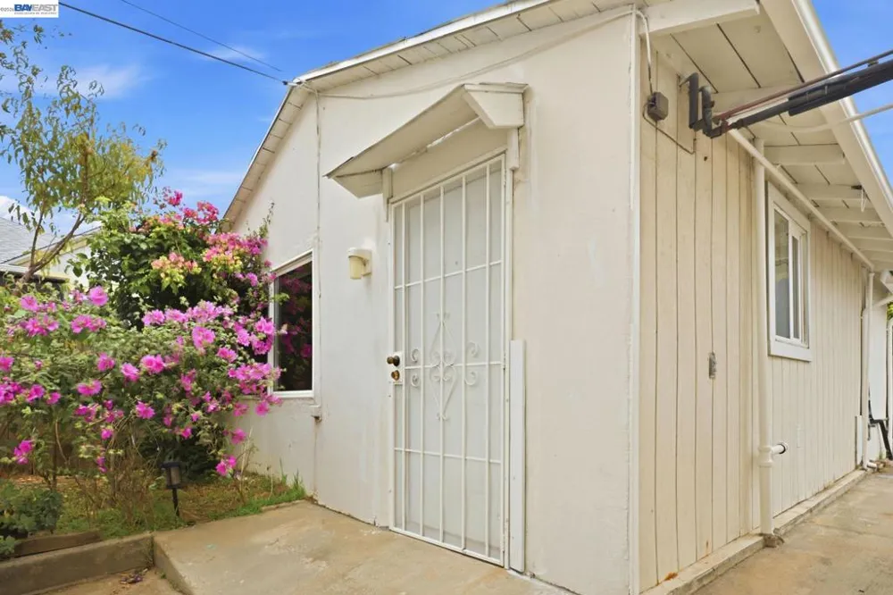 147 San Benito Ave San Bruno, CA 94066