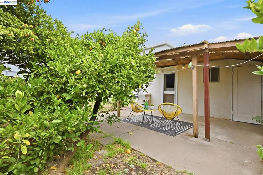 147 San Benito Ave San Bruno, CA 94066