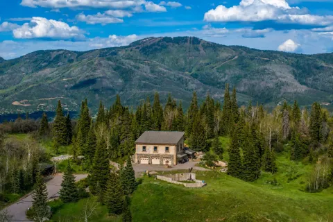 30125 Elk Lane