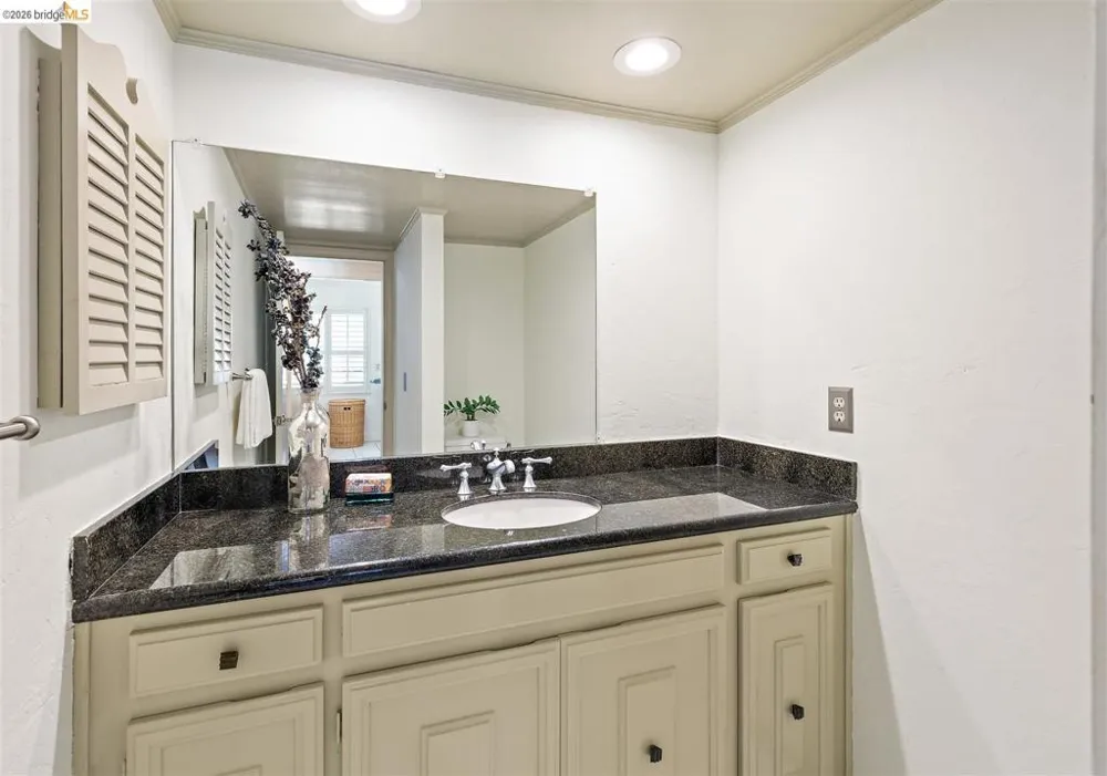 1235 Larch Ave Moraga, CA 94556