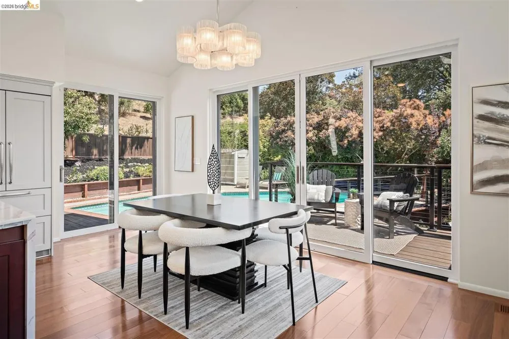1235 Larch Ave Moraga, CA 94556