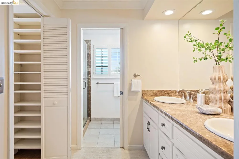 1235 Larch Ave Moraga, CA 94556