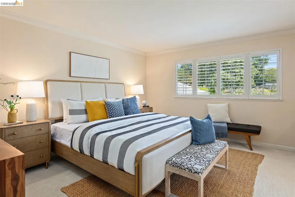 1235 Larch Ave Moraga, CA 94556