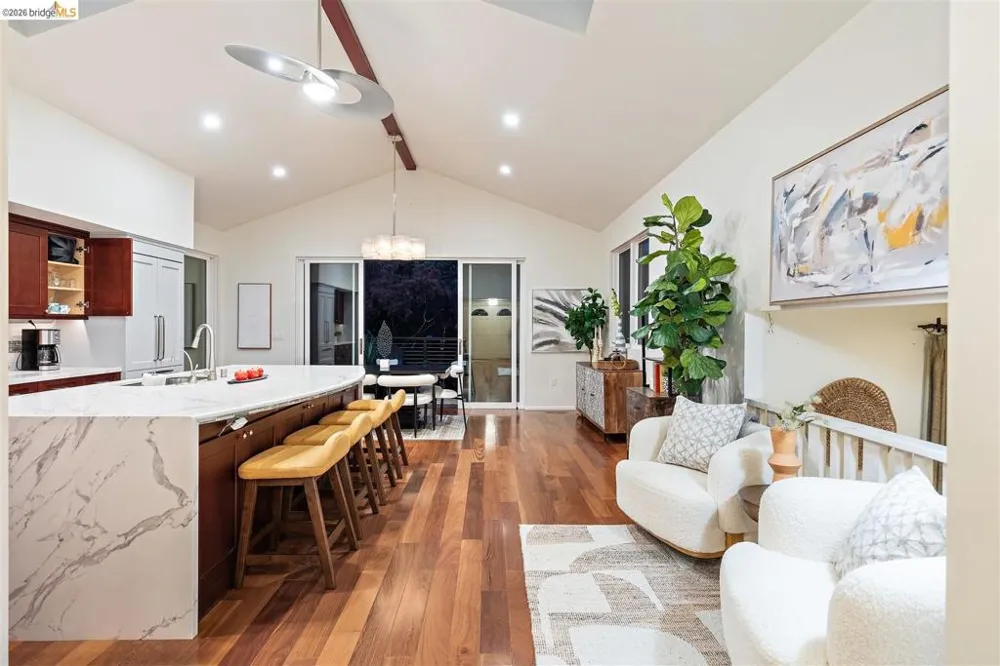 1235 Larch Ave Moraga, CA 94556