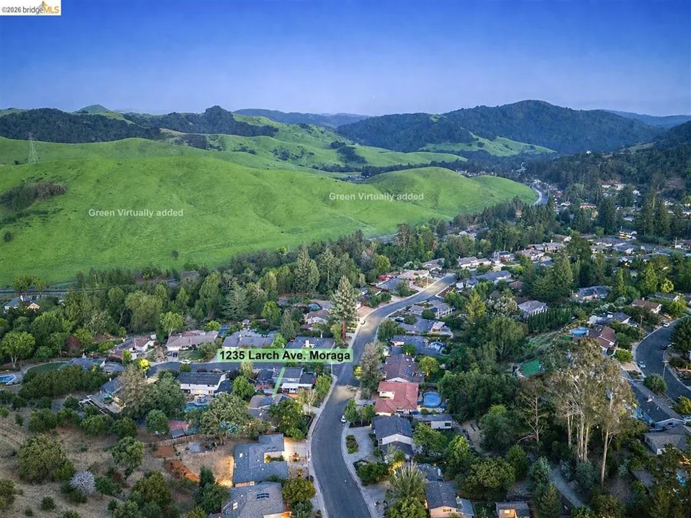 1235 Larch Ave Moraga, CA 94556