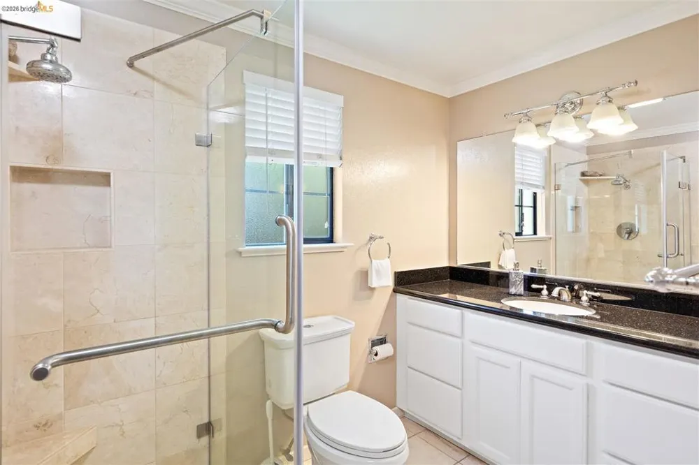 1235 Larch Ave Moraga, CA 94556