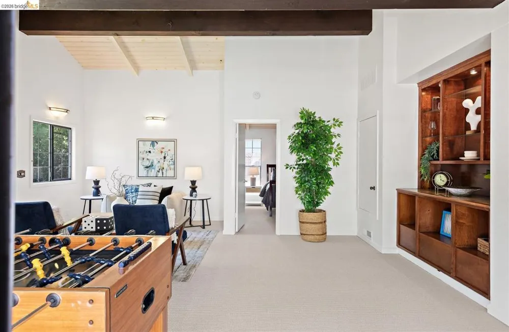 1235 Larch Ave Moraga, CA 94556