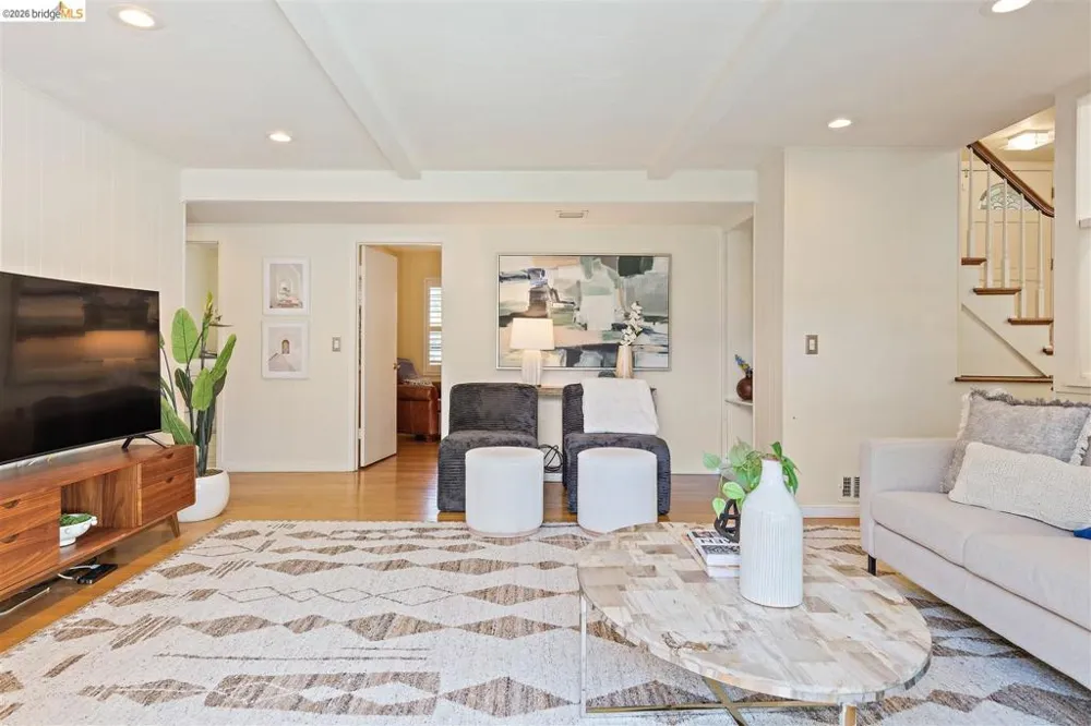 1235 Larch Ave Moraga, CA 94556